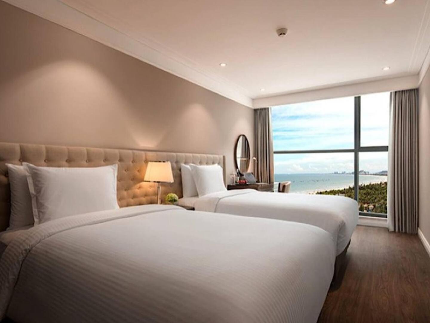 Luxury Apartment - Rooftop Swimming Pool - Beach Front - Hinata Apartment Đà Nẵng Exterior foto